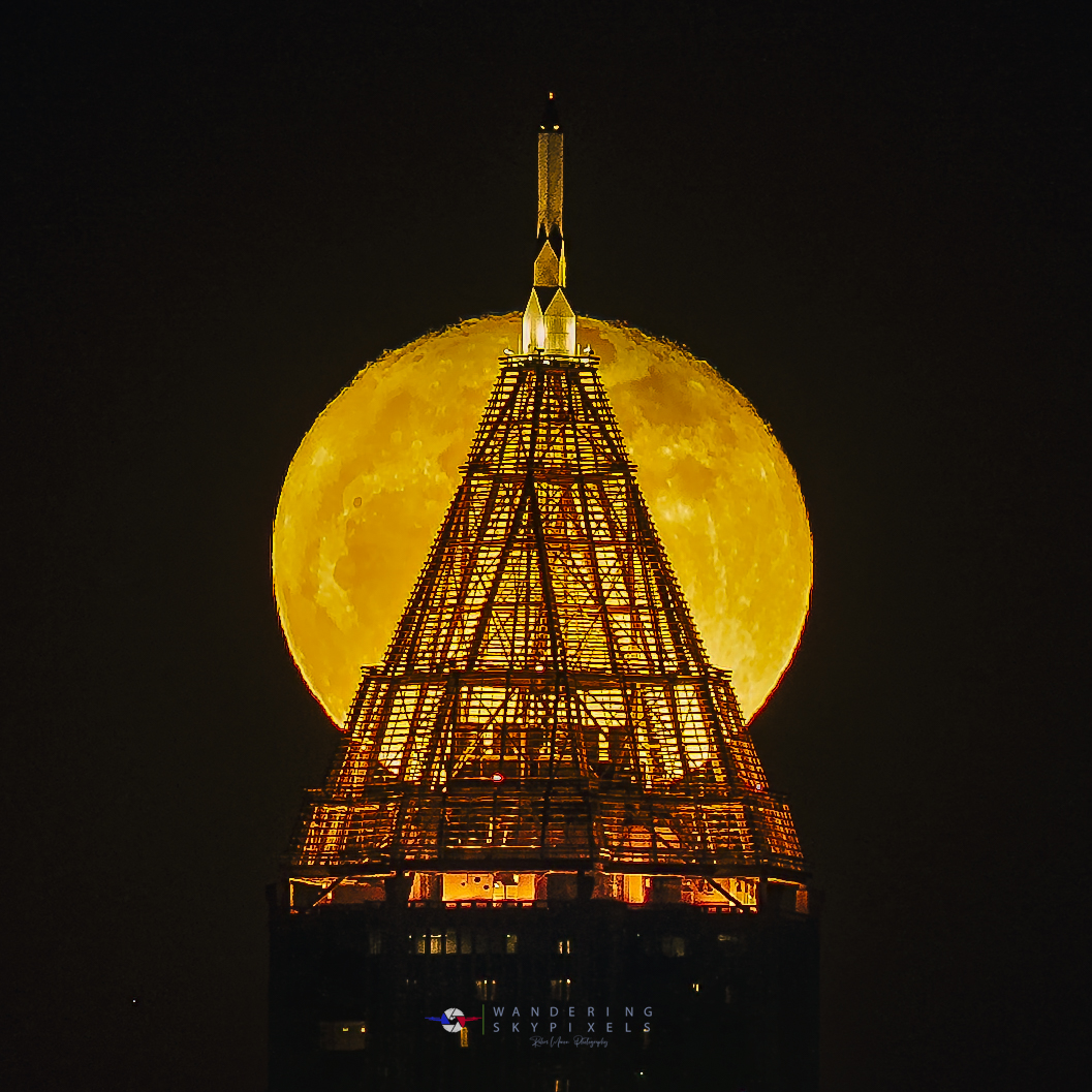 The Moon & The Pyramid